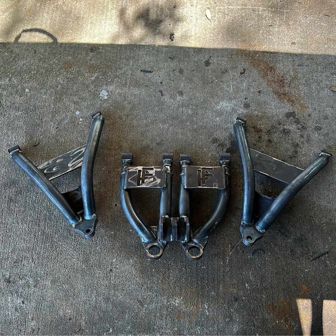 Forward Adjustable - Arched Arms